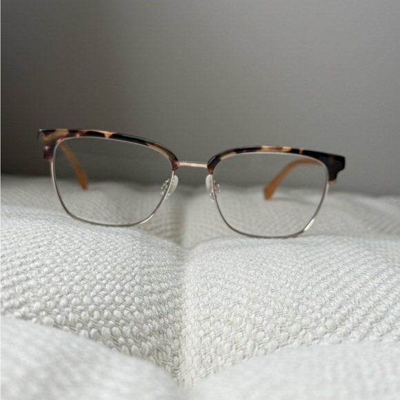 GAP Tortoiseshell Women's Glasses Style: VGP038 Color: Havan - Picture 2 of 9